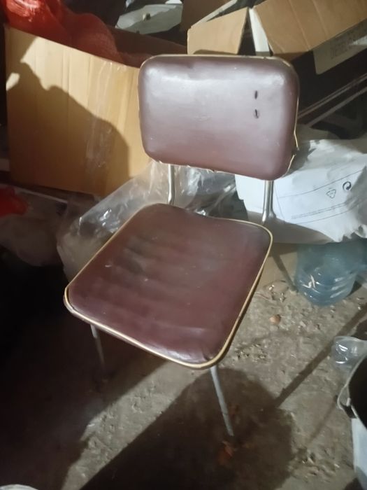 Продам стулья 5штук