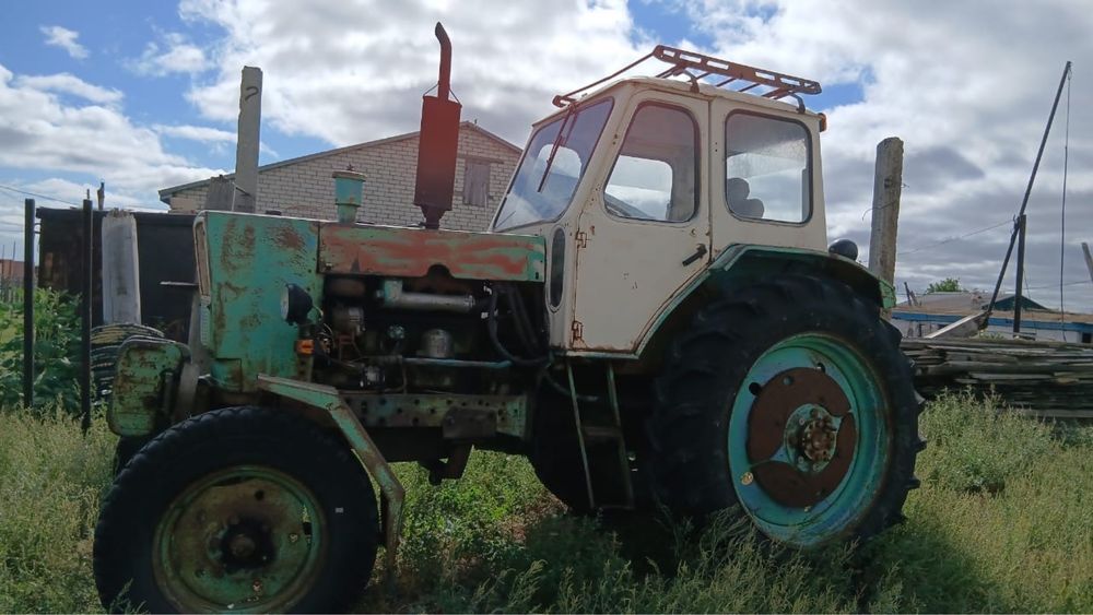 Продам 2 единиц трактора ЮМЗ-6