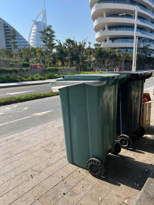 Мусорный бак урна для мусора - Контейнер