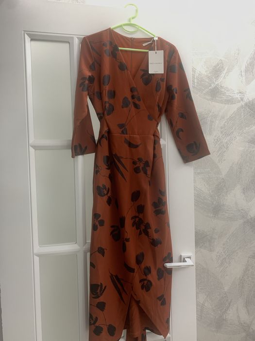 Платье на любое мероприятие.