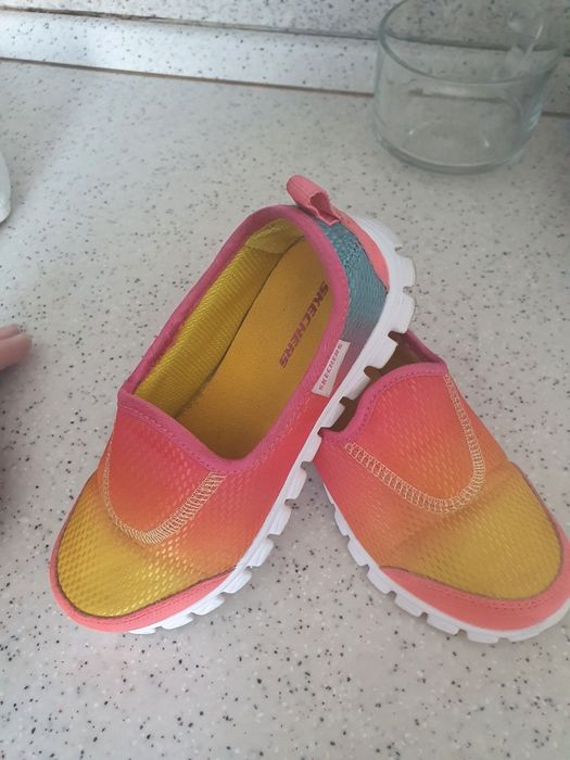 Продам Кросовки-макасы