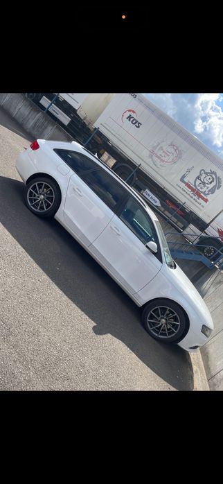 Audi Avand a4 b8