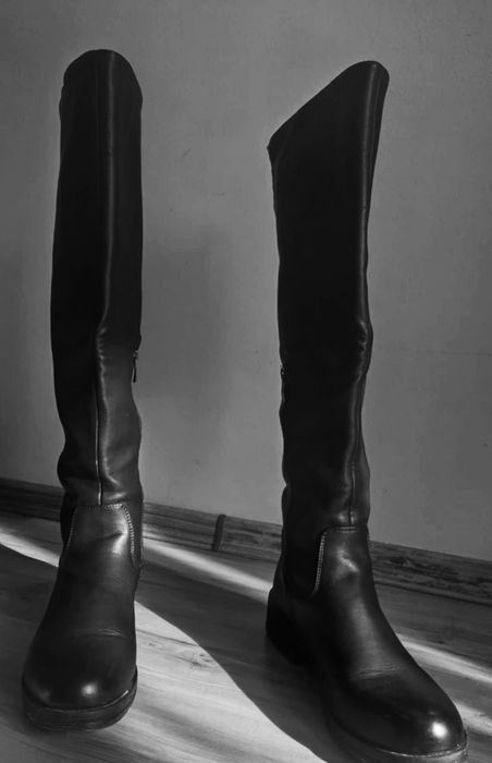 Дамски черни ботуши