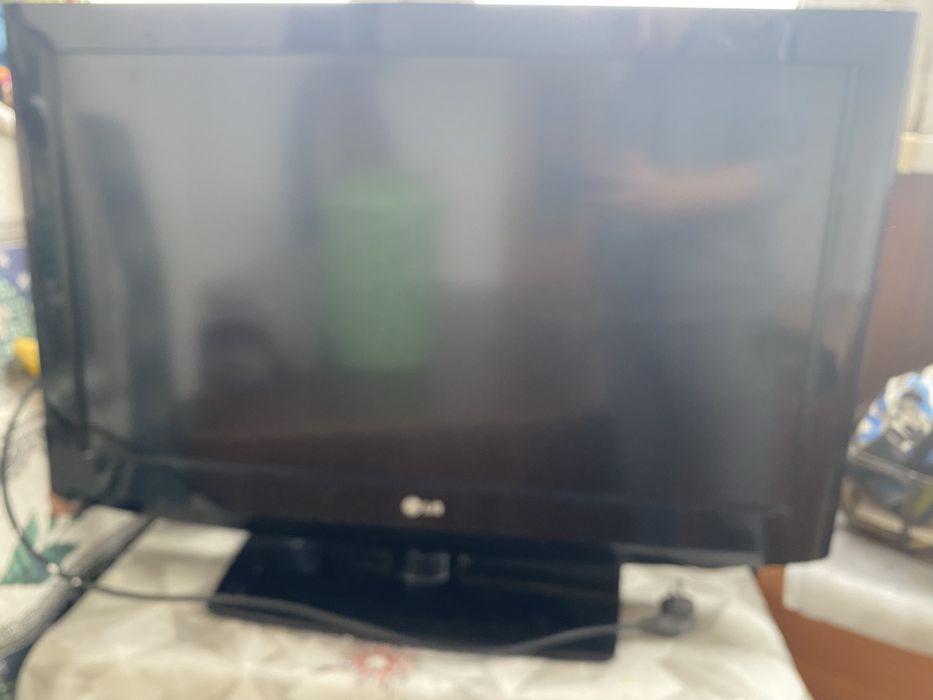 Телевизор LG 32” (32LD321), рабочий, HDMI, отличное состояние