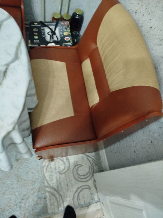 Кухонный уголок стол