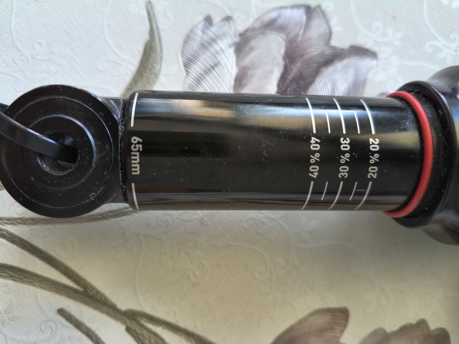 Rockshox super deluxe 230х65