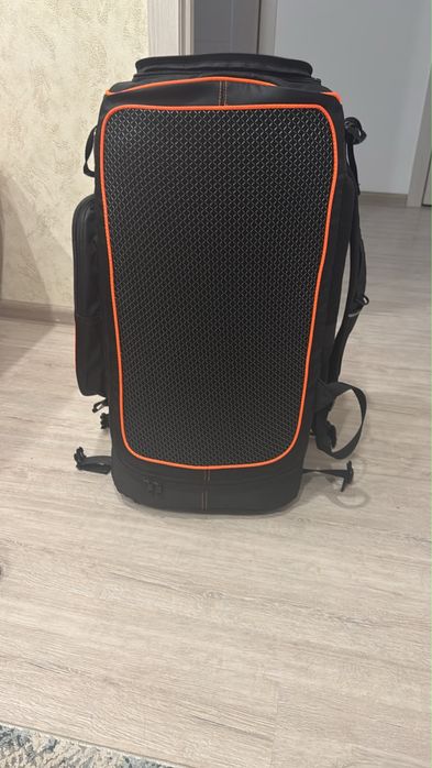 Продам колонку JBL partybox 320