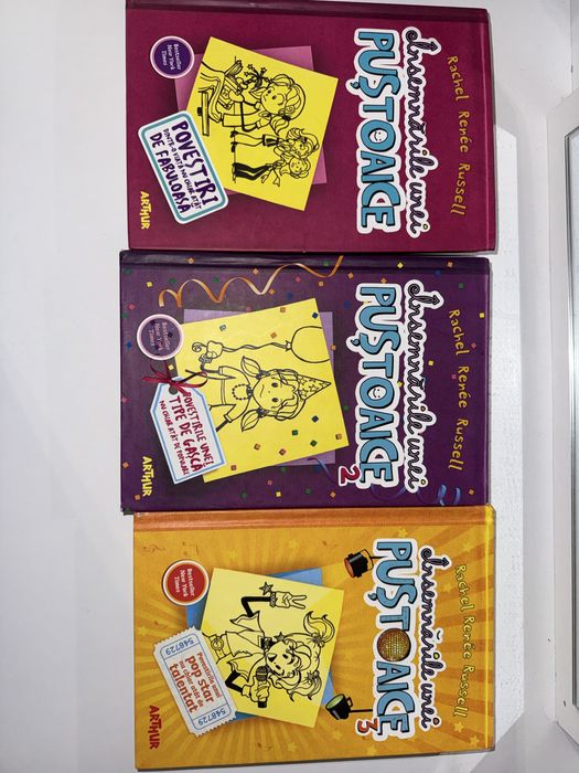 Colecție completă „Însemnările unei puștoaice” – 12 volume