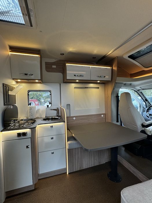 Кемпер Burstner fiat-iveco