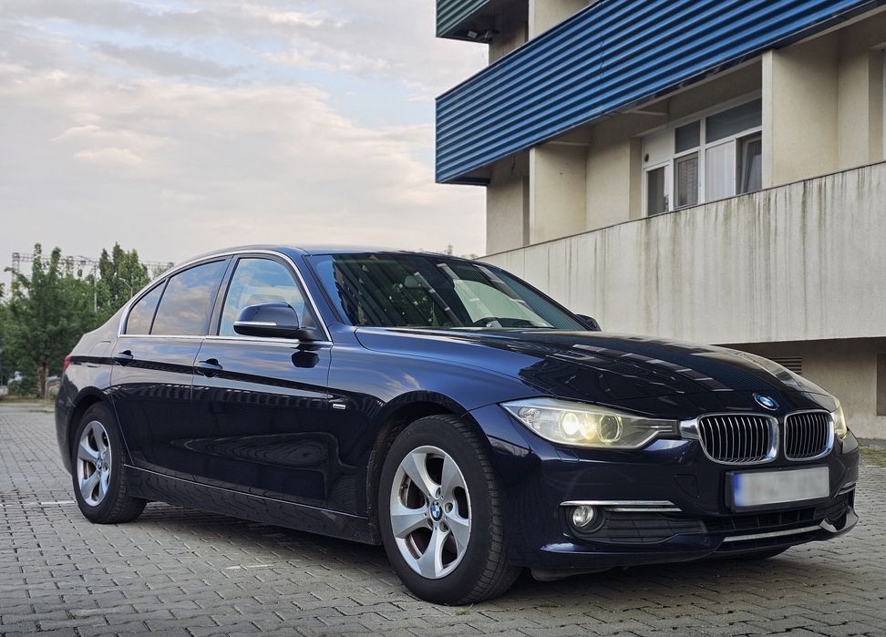 BMW Seria 3 F30 320d EfficientDynamics Luxury Line | 2012 | 160.000 km | Fără accidente