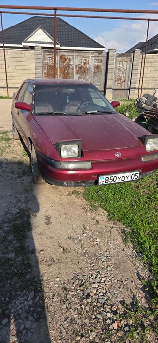 Мазда 323 продам обьем 1.8