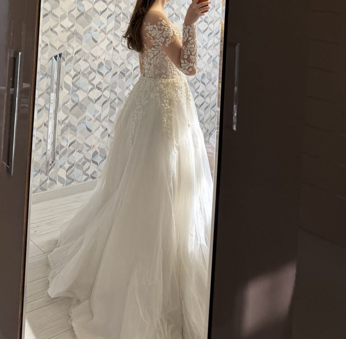 Свадебное платье