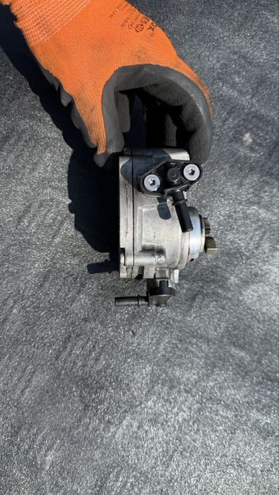 Вакум Помпа / Peugeot 308 T9 / 1.6 BlueHdi / 120 к.с./ Пежо 308 Т9 /