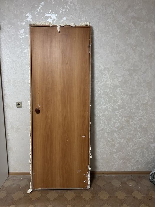 Срочно продам двери
