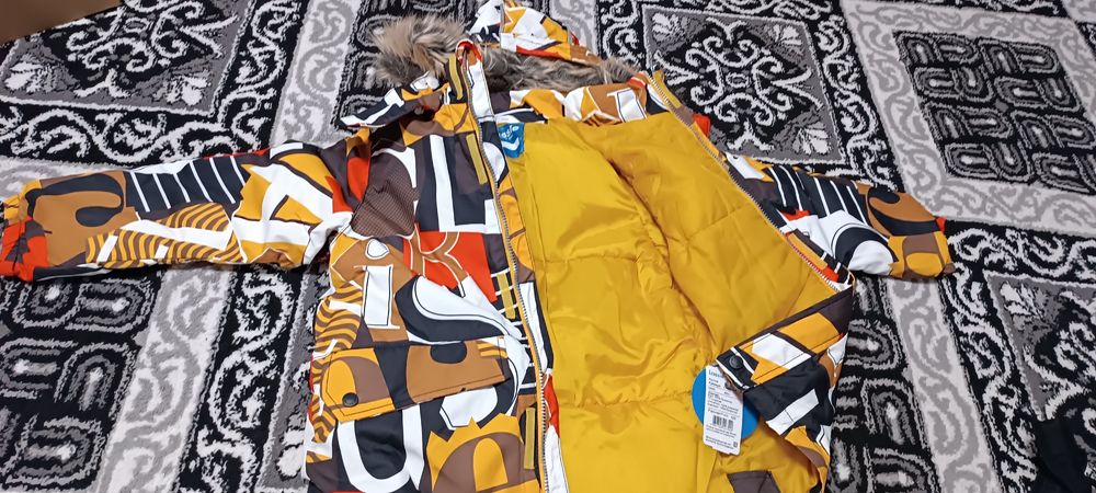 Продаются куртки