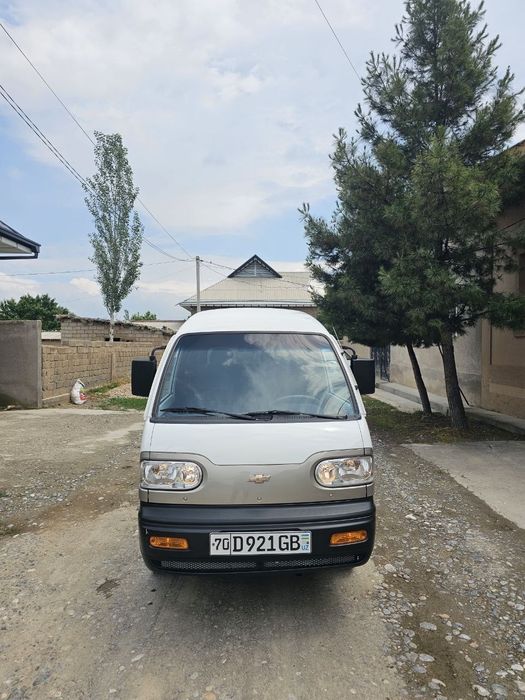 Дамас сотилади тайор
