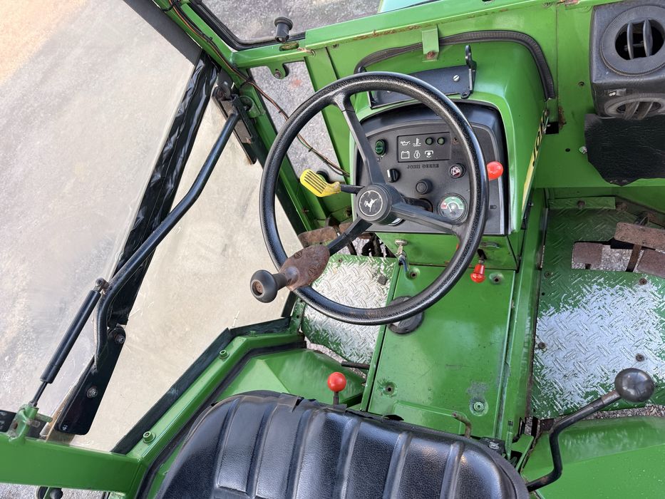 John Deere 855, 4x4, Vanzare si in rate fara avans