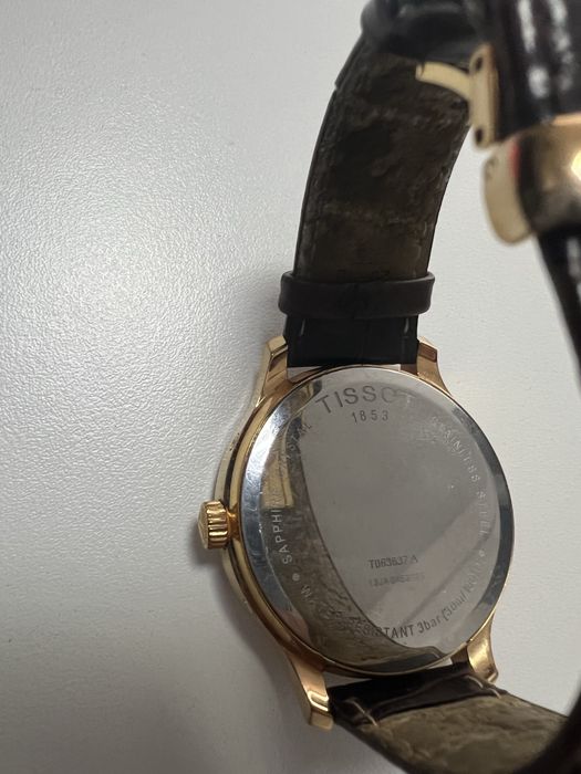Продам оригинальные часы TISSOT 1853 Tradition