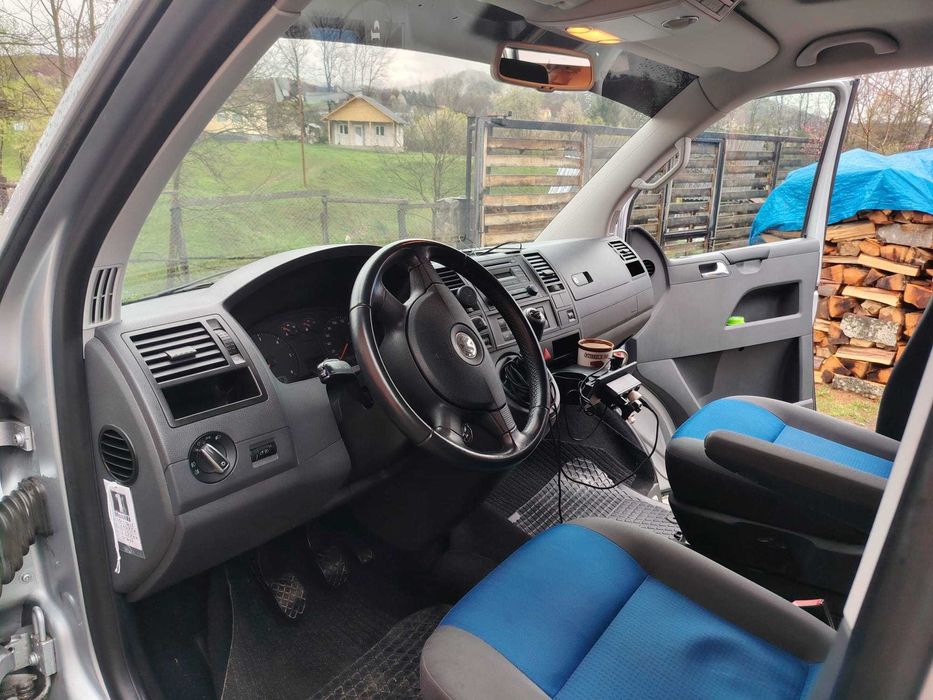 VW T5 CARAVELLE 2,5 TDI 174 CP 4X4 ( 4 MOTION)- model deosebit de fiabil
