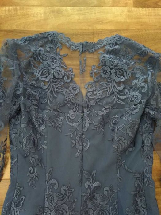 Вечернее нарядное платье в пол. Гипюр плотный.