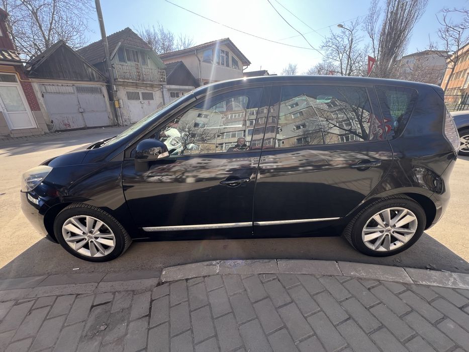 Scenic xmod (2012) 1.5 dci/automata/navi/camera spate/keyless go