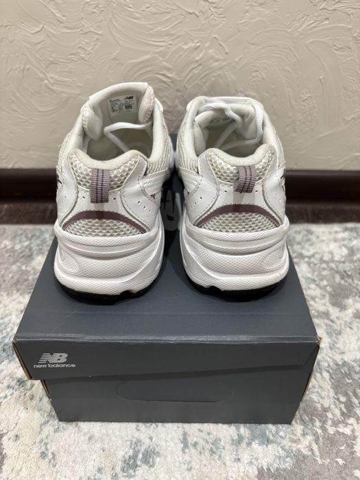 Продам кроссовки NB 530