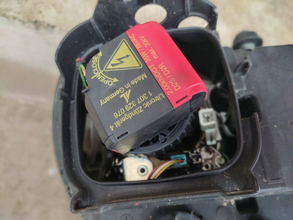 Far stanga xenon Mercedes S Class W220