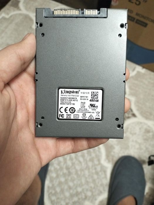 2 Жёстких диска Kingston по 480 гб