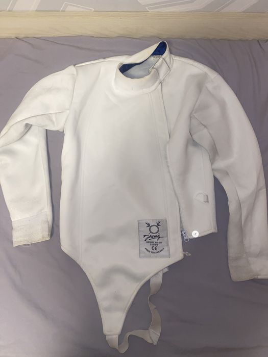 Пластрон и горнище - 158 см за фехтовка