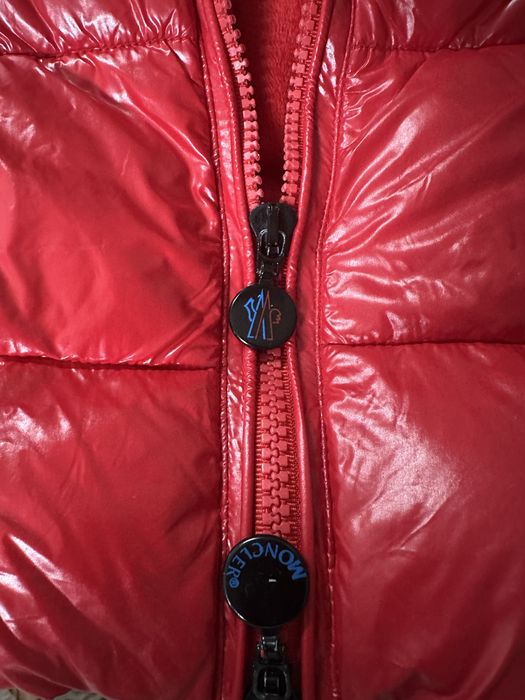 Зимний комбинезон Moncler