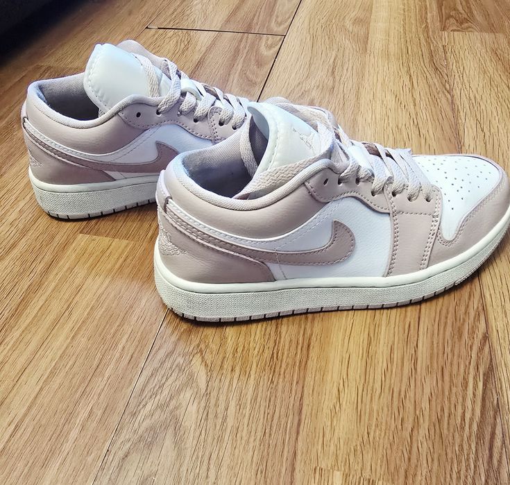 Кроссовки джорданы