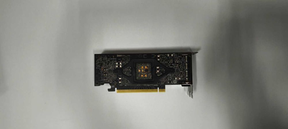 Nvidia RTX a2000 6gb