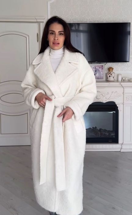 Geacă / Palton exclusiv, foarte călduros (S–M), stare impecabilă