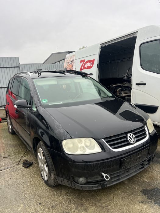 Vand bara fata capota usi haion tragar faruri volkswagen  Touran