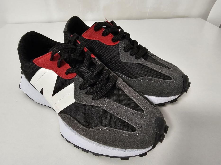 Adidași New balance