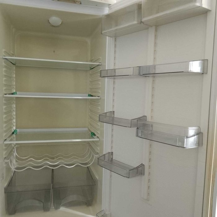 Продам холодильник б/у