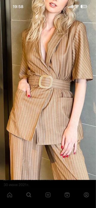 Костюм брючный новый