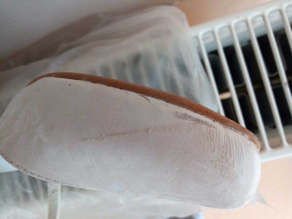 Бели официални обувки на ток 36/37 номер