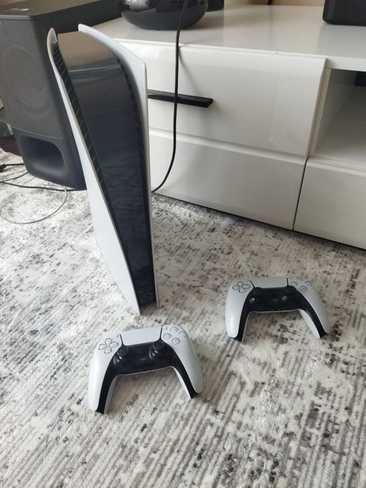 Срочно продам  PS  5