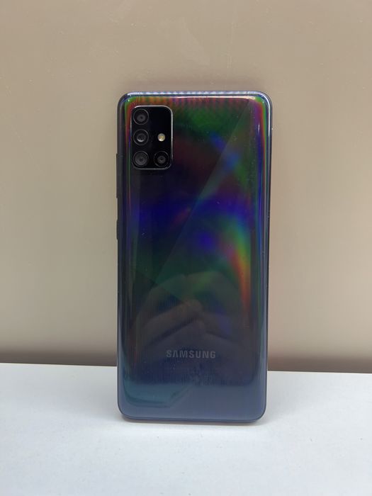 Samsung Galaxy A51 в отличном состоянии