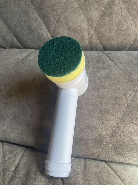 Электрическая щетка для уборки (5 в 1)