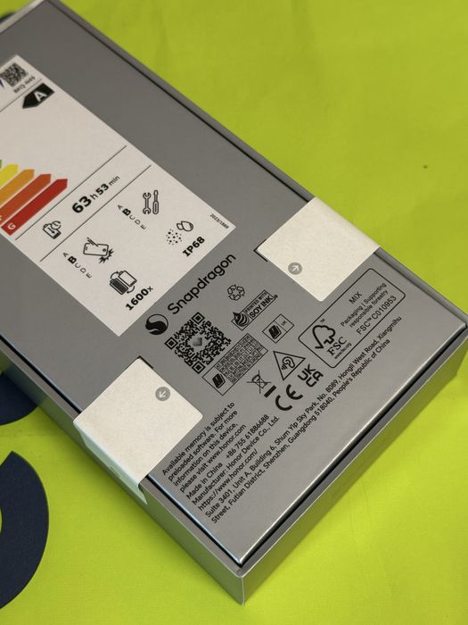 ЗАПЕЧАТАН 512GB Honor Magic 8 Pro Yettel Гаранция 2029 Black / Черен