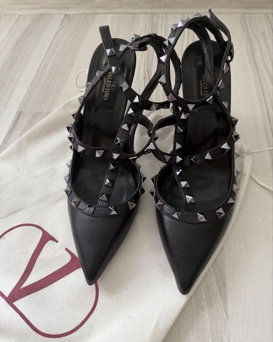 Valentino Garavani Rockstud Heels
