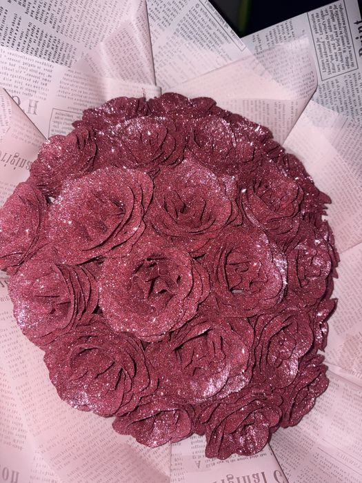 buchet roz cu sclipici