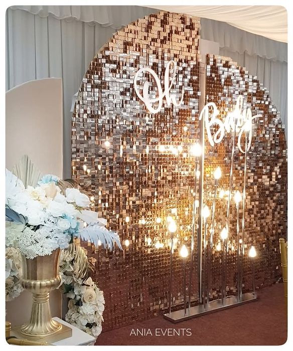 Lichidare decoruri! Vand panou paiete, litere LOVE,etc