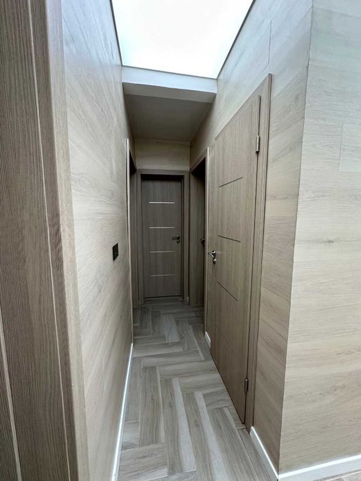 Дава се под наем Тристаен апартамент в София, Лозенец - 118 кв.м за 918 € - Снимка #1