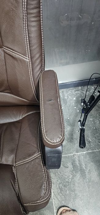 Продам офисное кресло