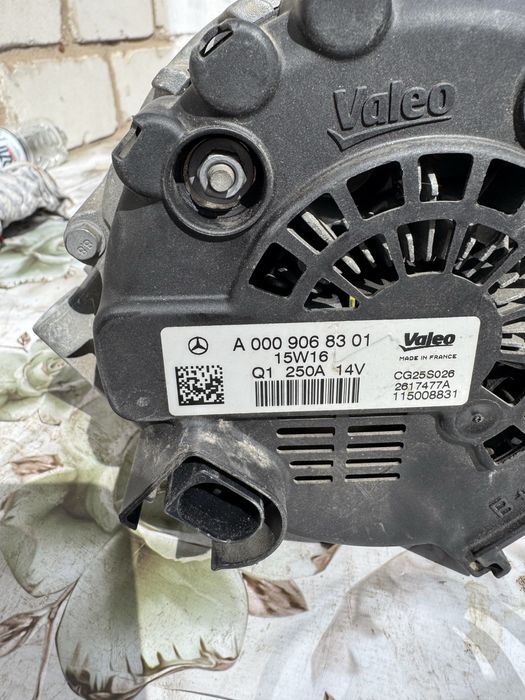 Генератор Mercedes 250A