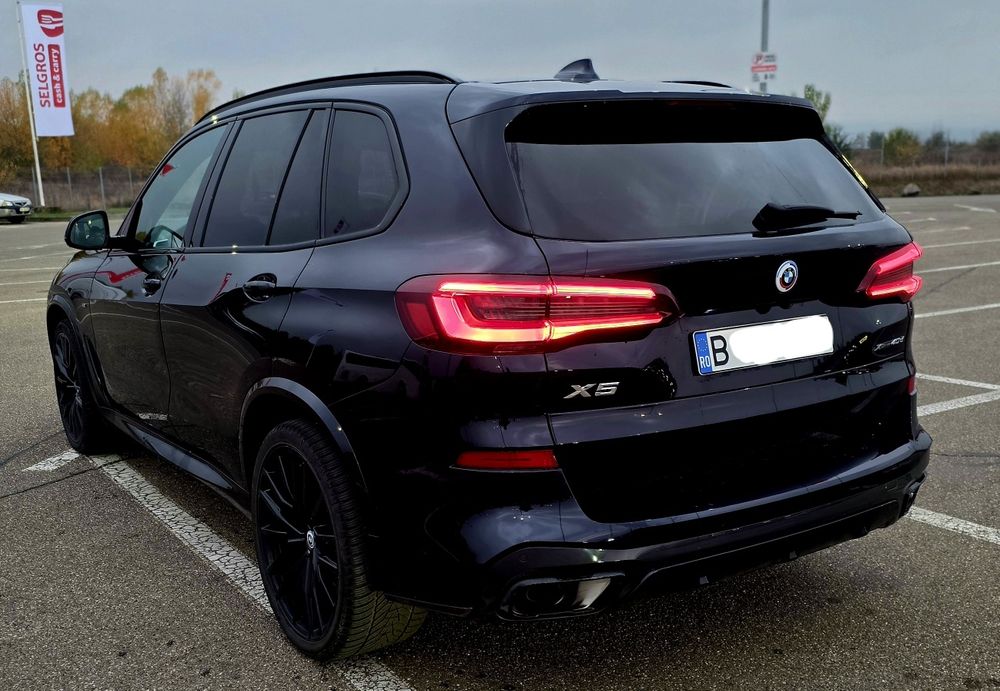 BMW X5 xDrive40d  Mild Hybrid - 07/2023
 - NEGRU CARBON - B&W DIAMOND - LASER