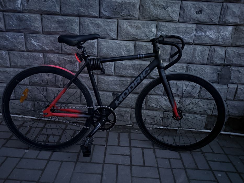 Продается велосипед fixe Modric + бонус